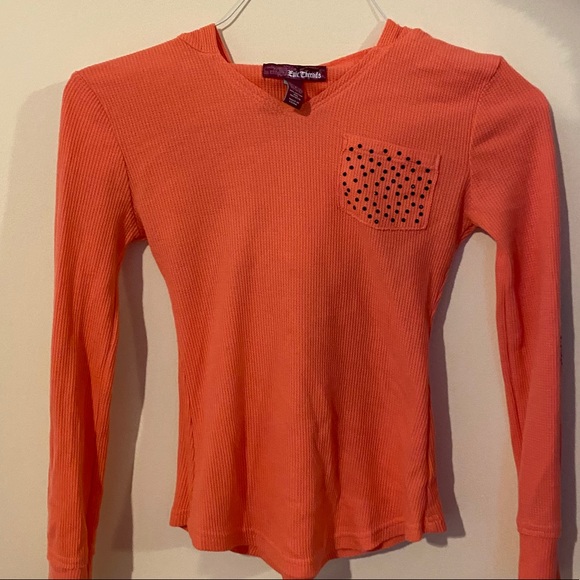 Long sleeve shirt with hoodie - Picture 1 of 5